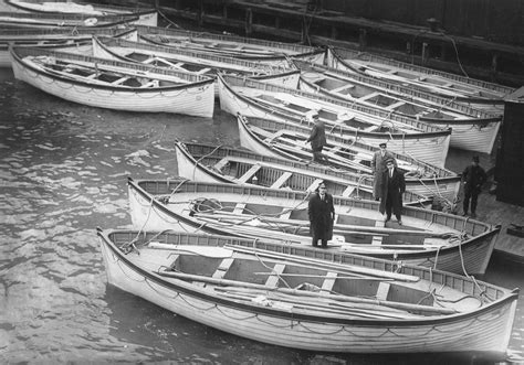 what happened to titanic lifeboats